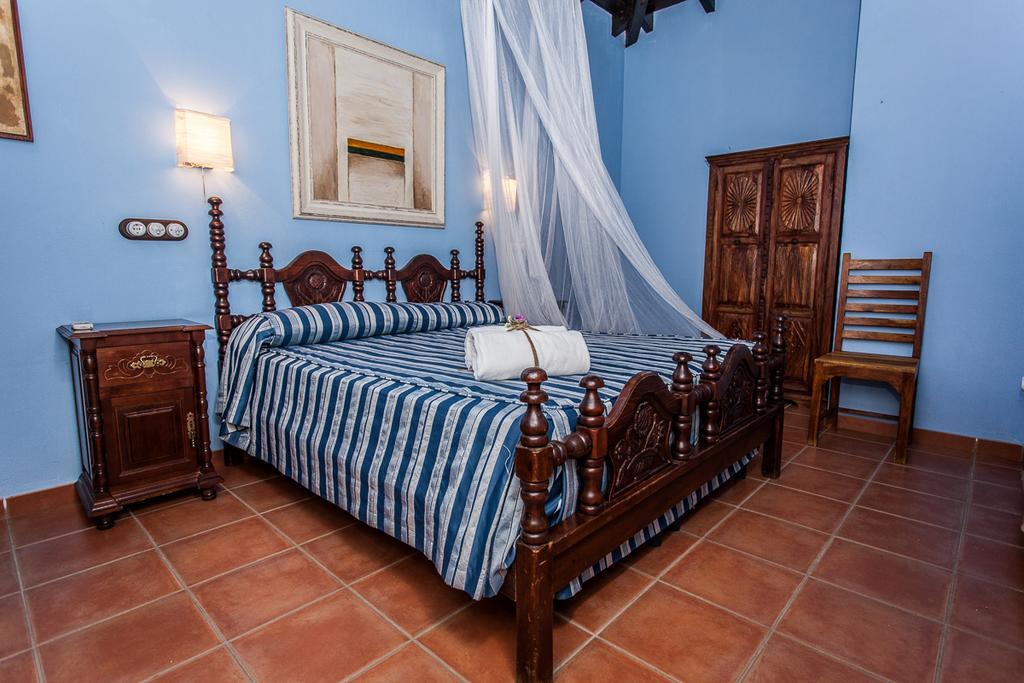 Pequeno Rocio Hotel El Rocio Exterior photo